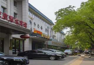 重庆中小学校服定制